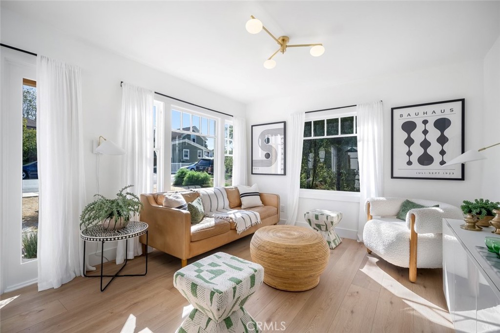 1427 Beach, San Luis Obispo, CA 93401