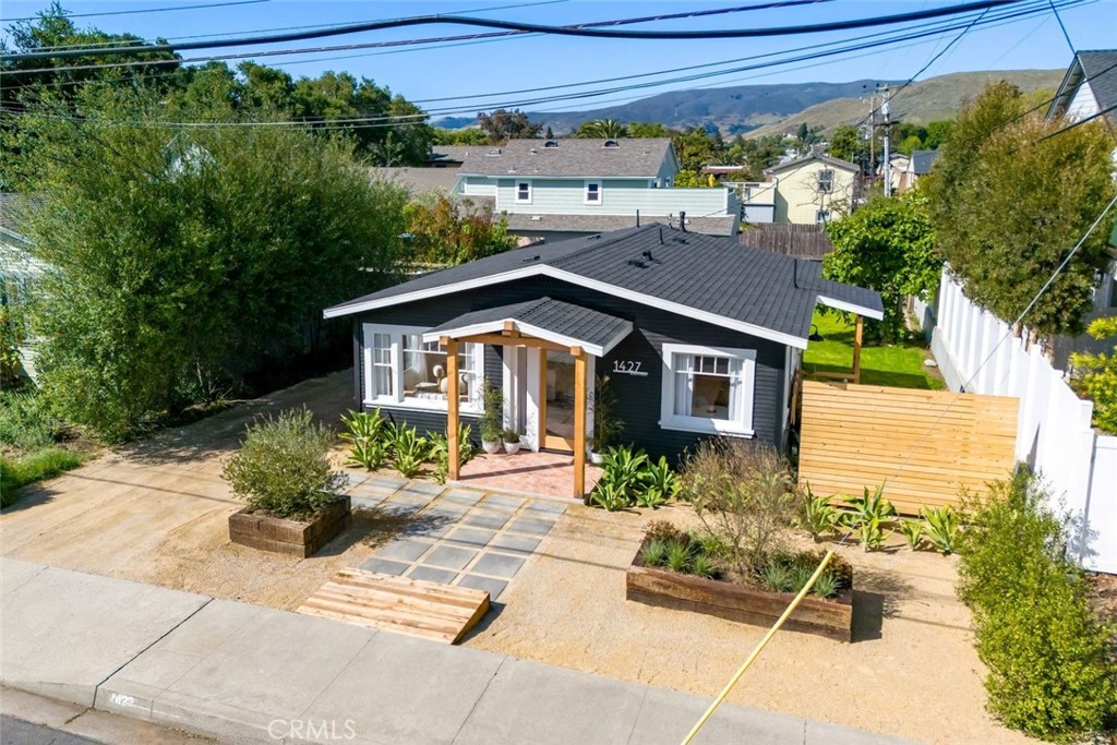 1427 Beach, San Luis Obispo, CA 93401