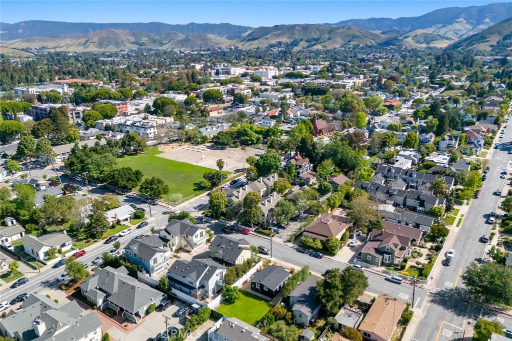 1427 Beach, San Luis Obispo, CA 93401