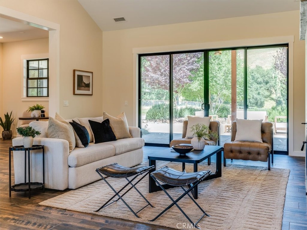 8970 San Marcos Rd, Atascadero, CA 93422