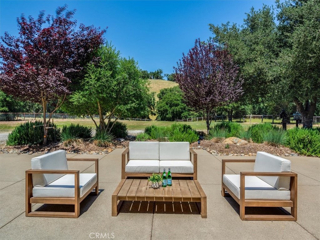 8970 San Marcos Rd, Atascadero, CA 93422