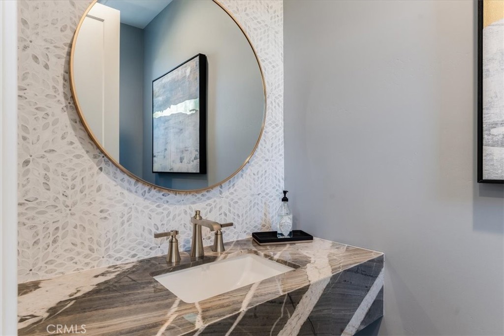 1458 Parsons, San Luis Obispo, CA 93401