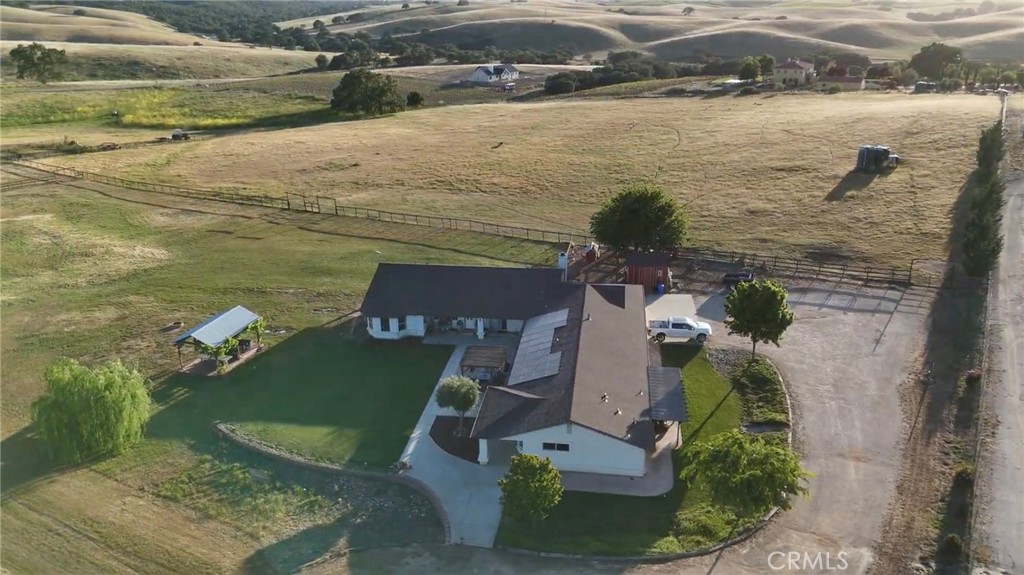 7989 Sundance Trl, Paso Robles, CA 93446