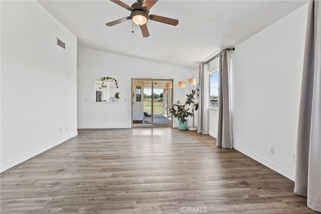 7989 Sundance Trl, Paso Robles, CA 93446
