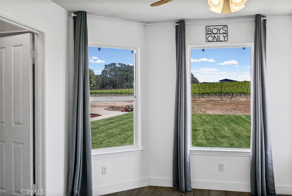7989 Sundance Trl, Paso Robles, CA 93446