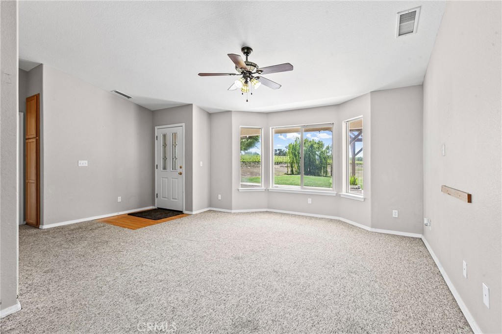 7989 Sundance Trl, Paso Robles, CA 93446