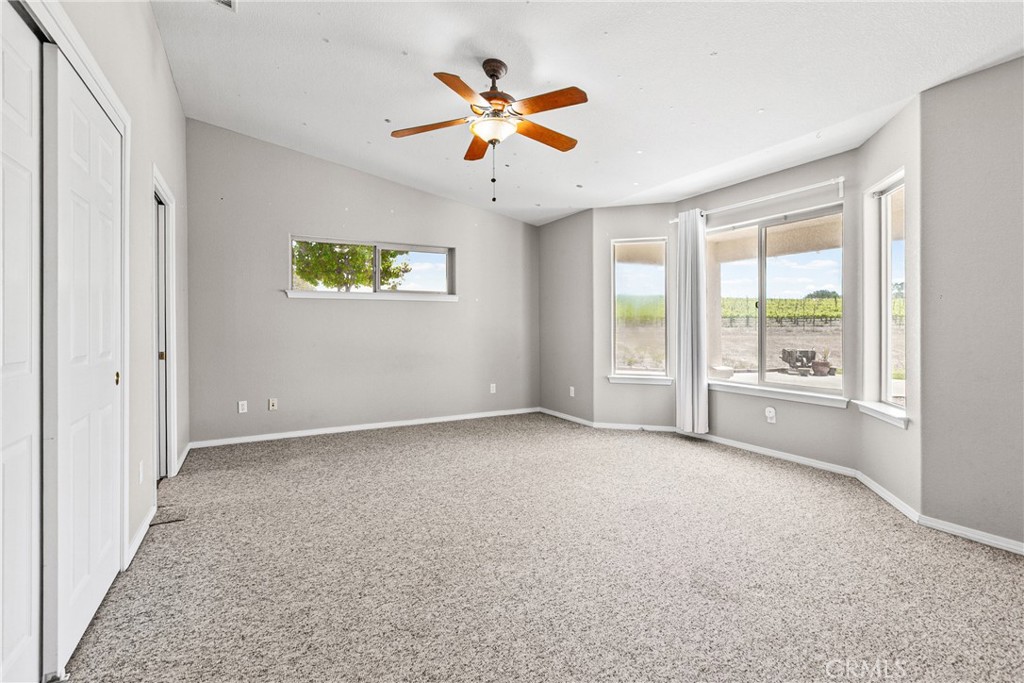 7989 Sundance Trl, Paso Robles, CA 93446