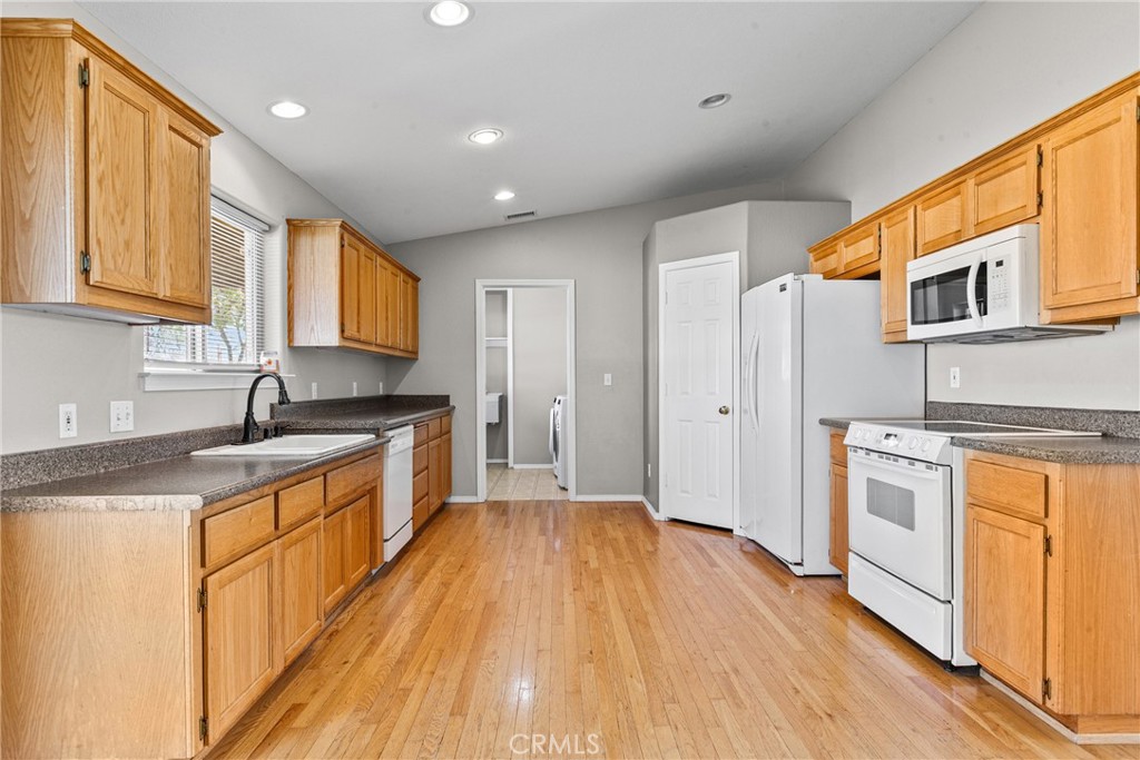 7989 Sundance Trl, Paso Robles, CA 93446