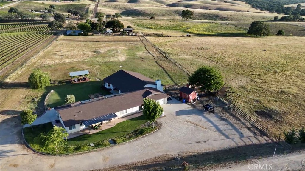 7989 Sundance Trl, Paso Robles, CA 93446