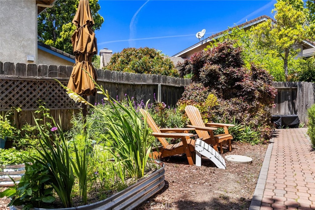 32 Las Praderas, San Luis Obispo, CA 93401