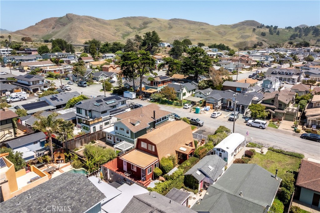 21 12th St, Cayucos, CA 93430
