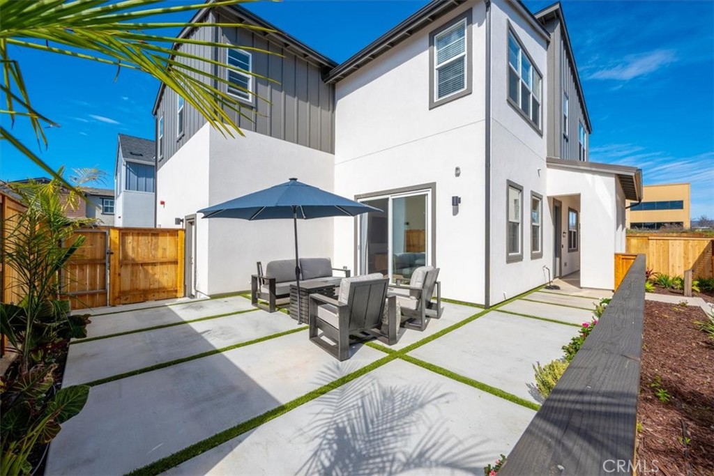 160 Earthwood Ln, San Luis Obispo, CA 93401