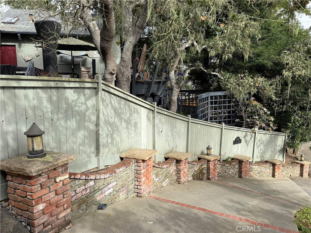 1987 Dorking Ave, Cambria, CA 93428