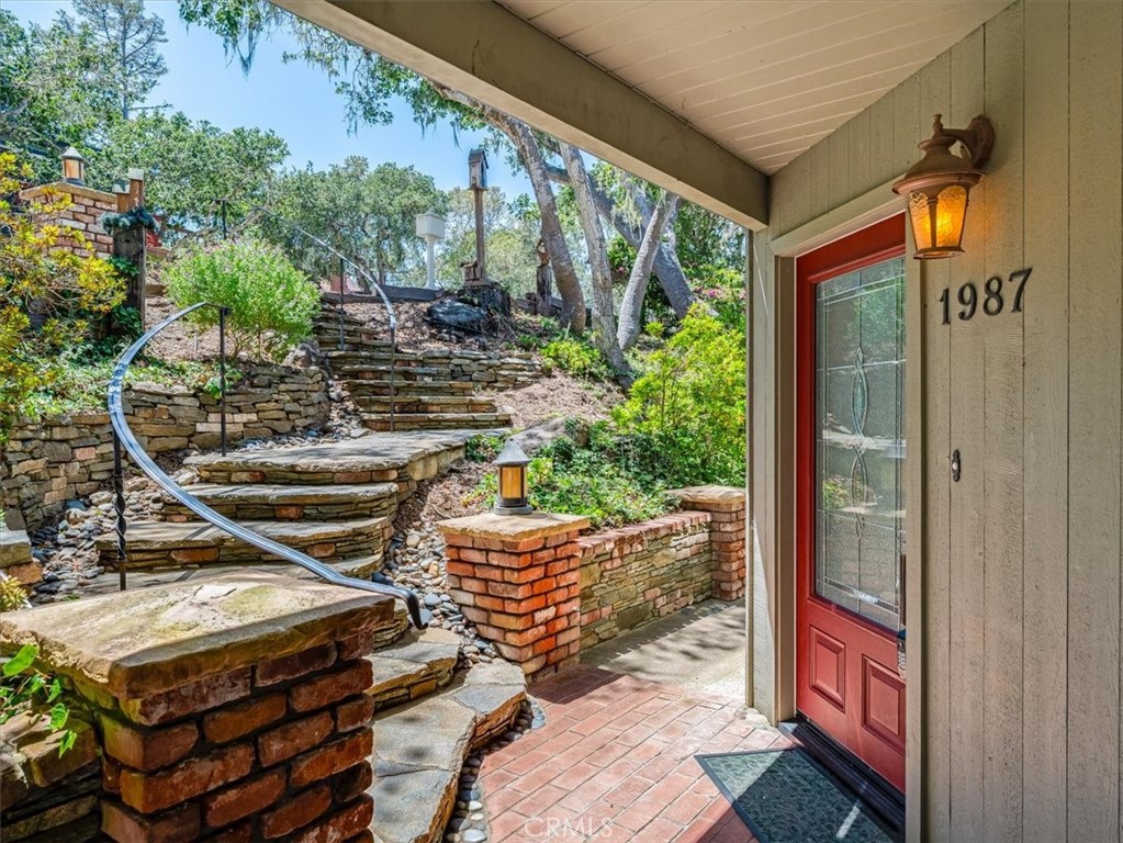 1987 Dorking Ave, Cambria, CA 93428