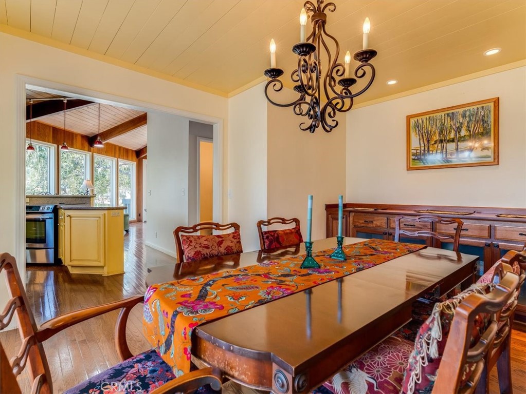 1987 Dorking Ave, Cambria, CA 93428