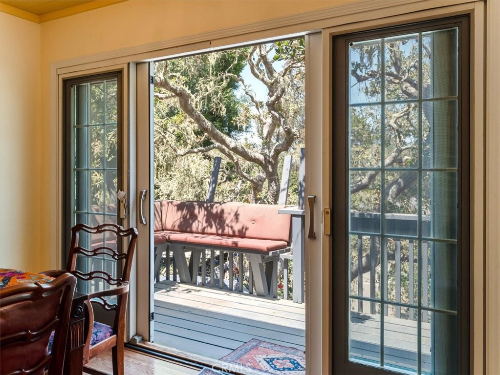 1987 Dorking Ave, Cambria, CA 93428