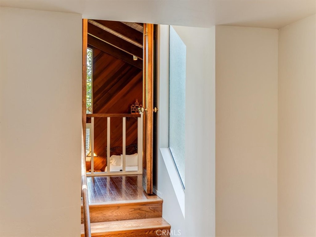 1987 Dorking Ave, Cambria, CA 93428