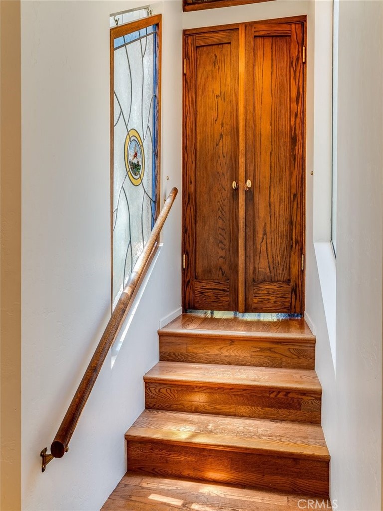 1987 Dorking Ave, Cambria, CA 93428