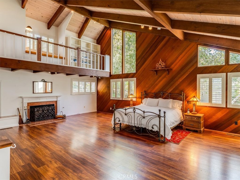 1987 Dorking Ave, Cambria, CA 93428