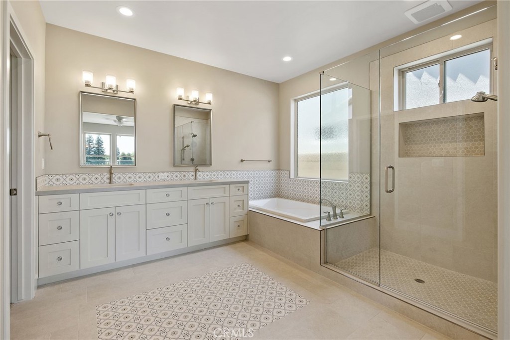 546 Little, Exeter, CA 93221