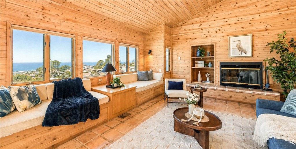 629 Ardath Dr, Cambria, CA 93428