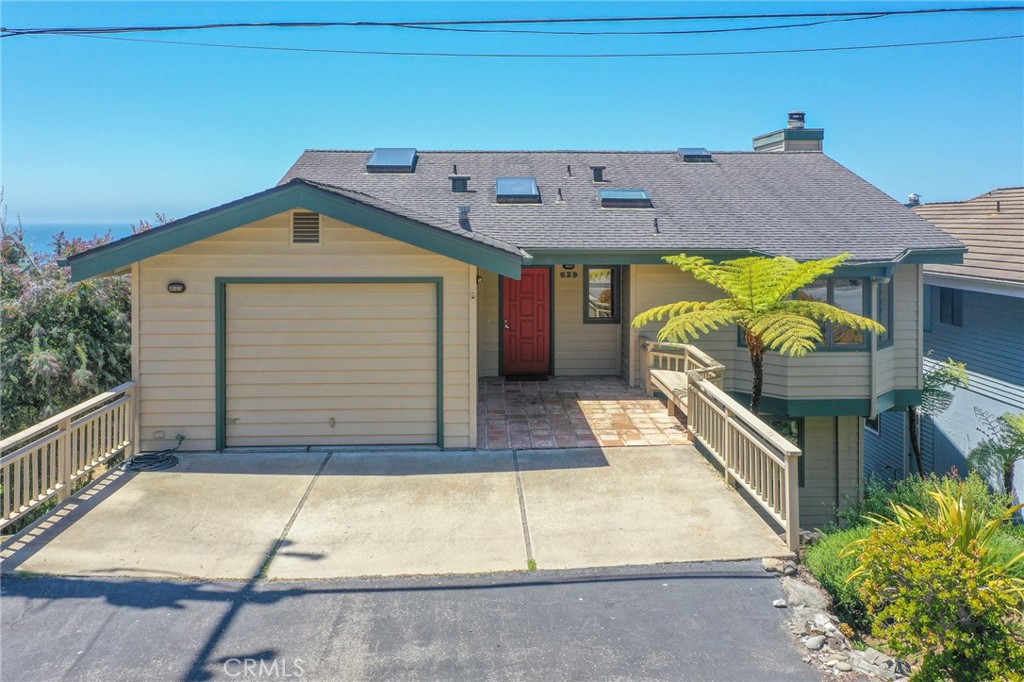 629 Ardath Dr, Cambria, CA 93428