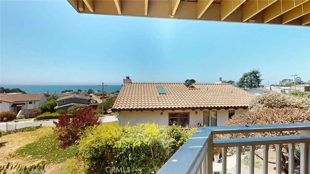 629 Ardath Dr, Cambria, CA 93428