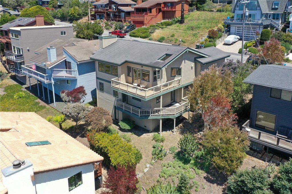 629 Ardath Dr, Cambria, CA 93428