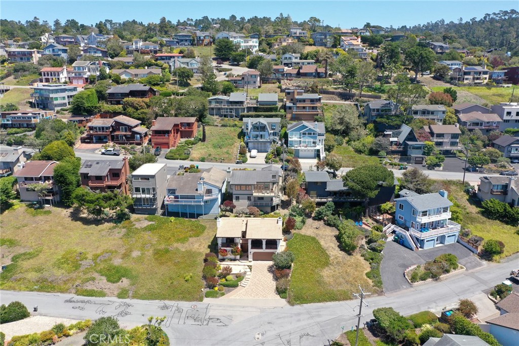 629 Ardath Dr, Cambria, CA 93428