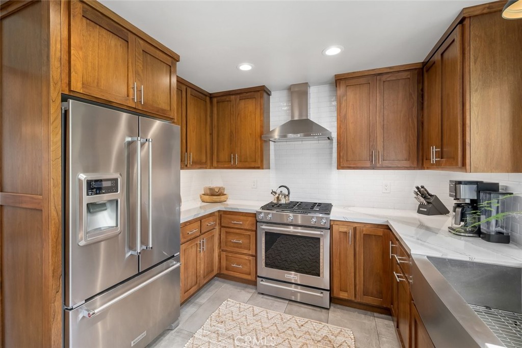 1683 Knoll, San Luis Obispo, CA 93401