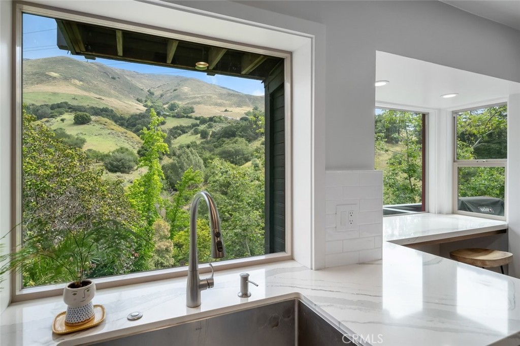 1683 Knoll, San Luis Obispo, CA 93401