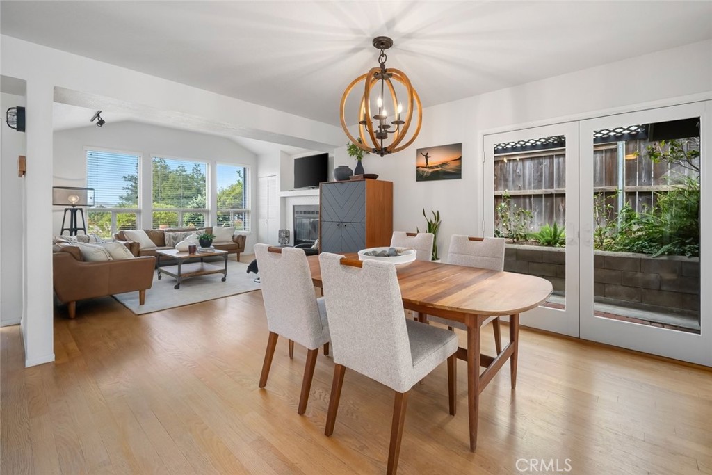 1683 Knoll, San Luis Obispo, CA 93401