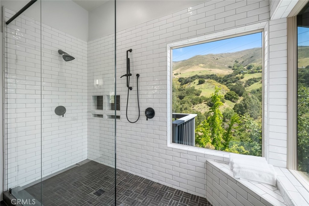 1683 Knoll, San Luis Obispo, CA 93401