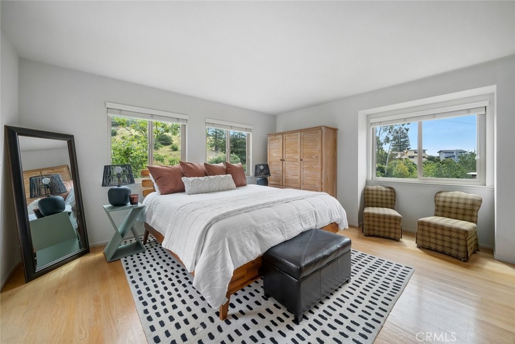 1683 Knoll, San Luis Obispo, CA 93401