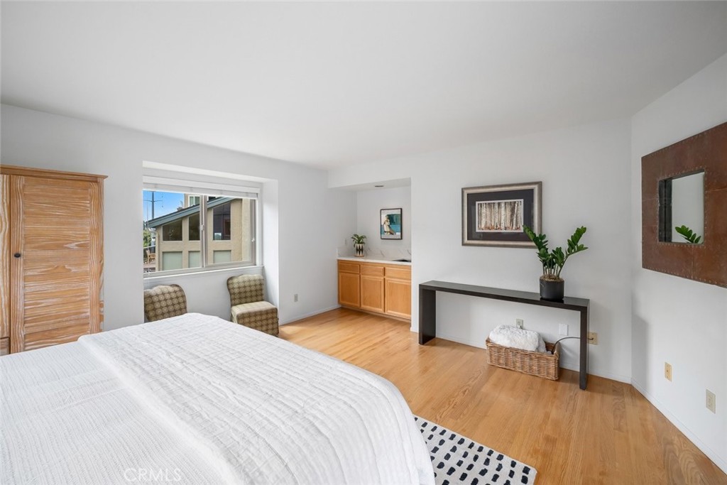 1683 Knoll, San Luis Obispo, CA 93401