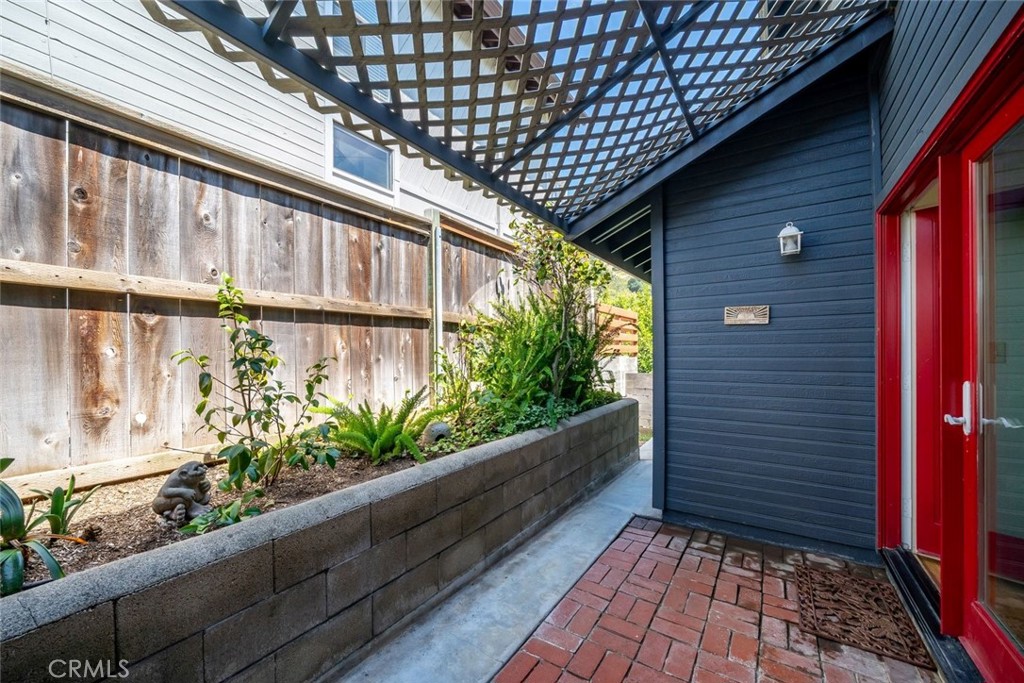 1683 Knoll, San Luis Obispo, CA 93401
