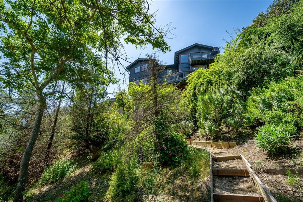 1683 Knoll, San Luis Obispo, CA 93401