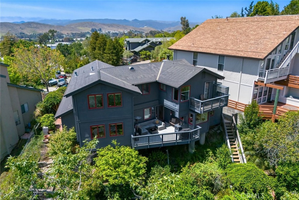 1683 Knoll, San Luis Obispo, CA 93401