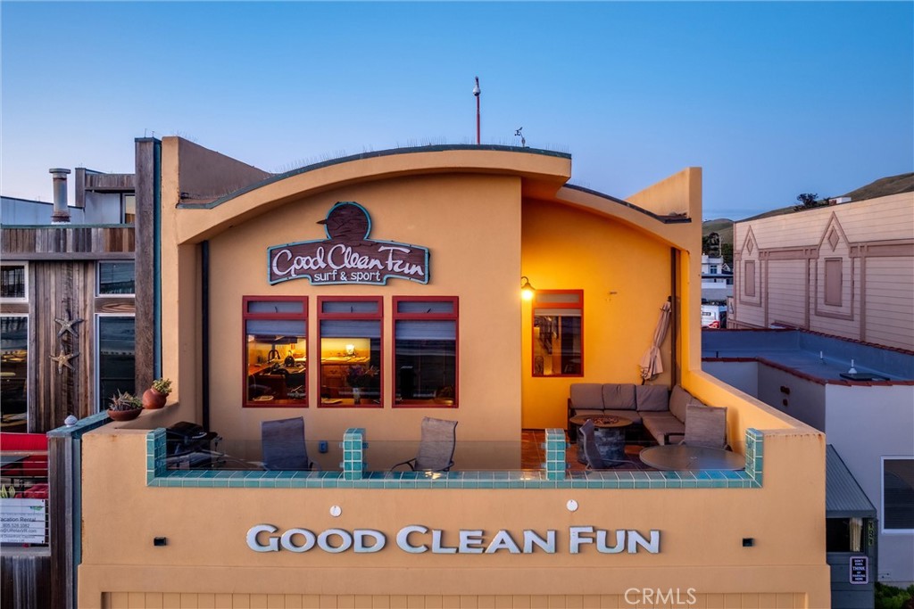 136 Ocean Front, Cayucos, CA 93430