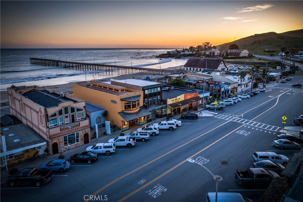 136 Ocean Front, Cayucos, CA 93430