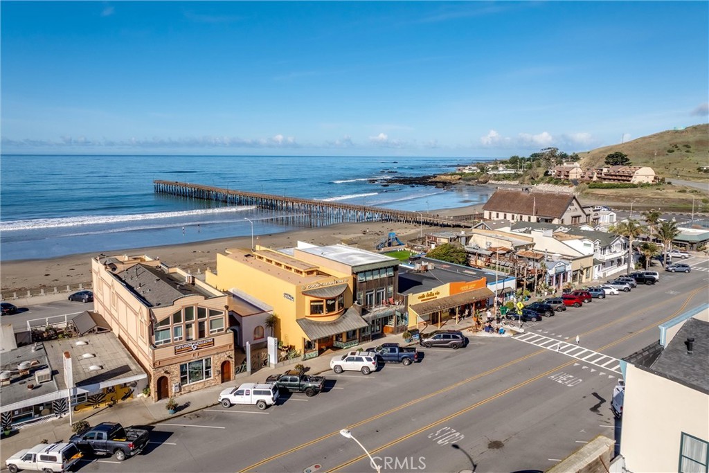 136 Ocean Front, Cayucos, CA 93430