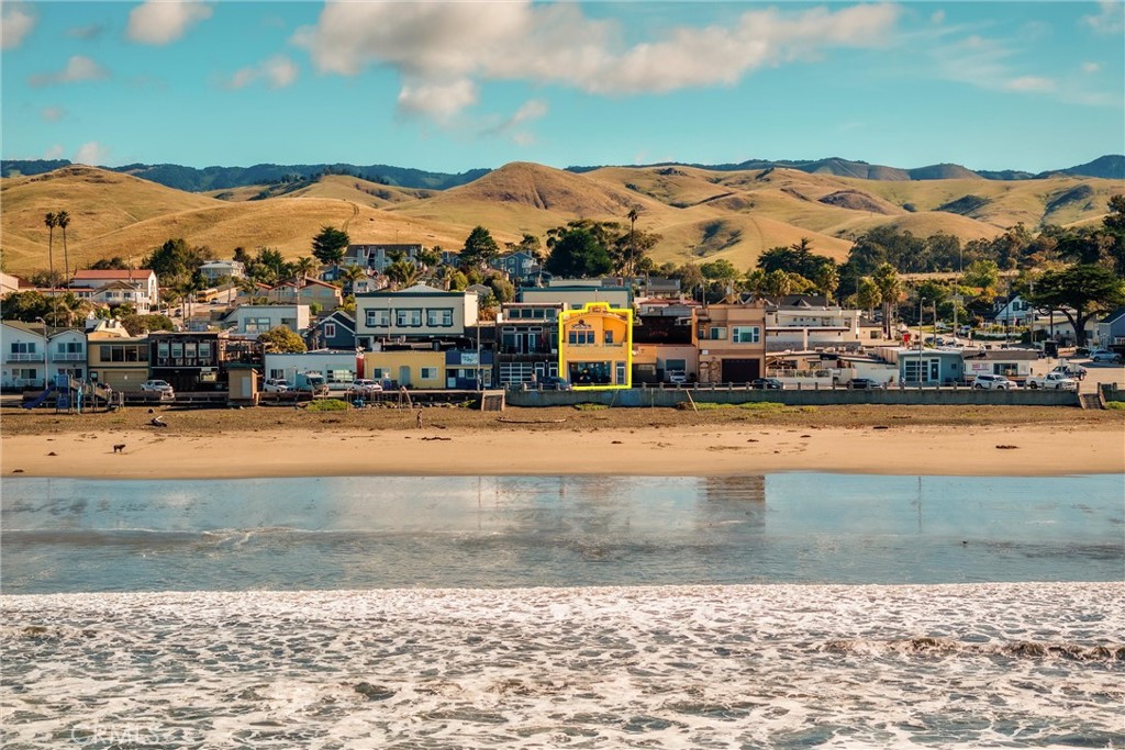 136 Ocean Front, Cayucos, CA 93430