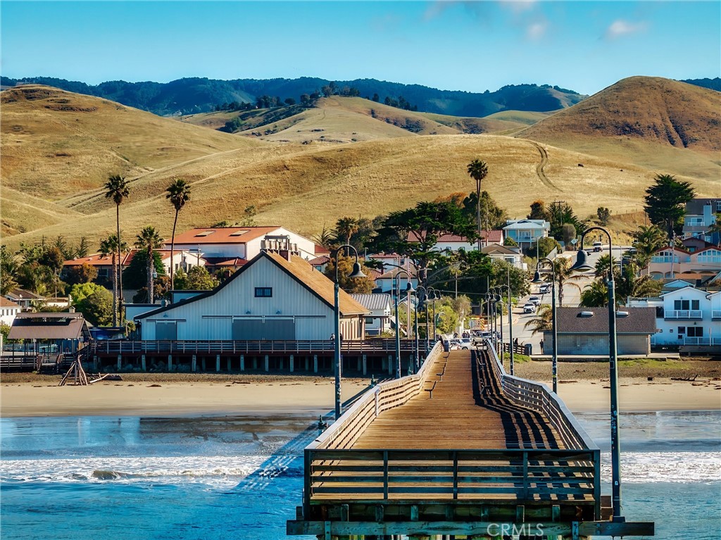 136 Ocean Front, Cayucos, CA 93430