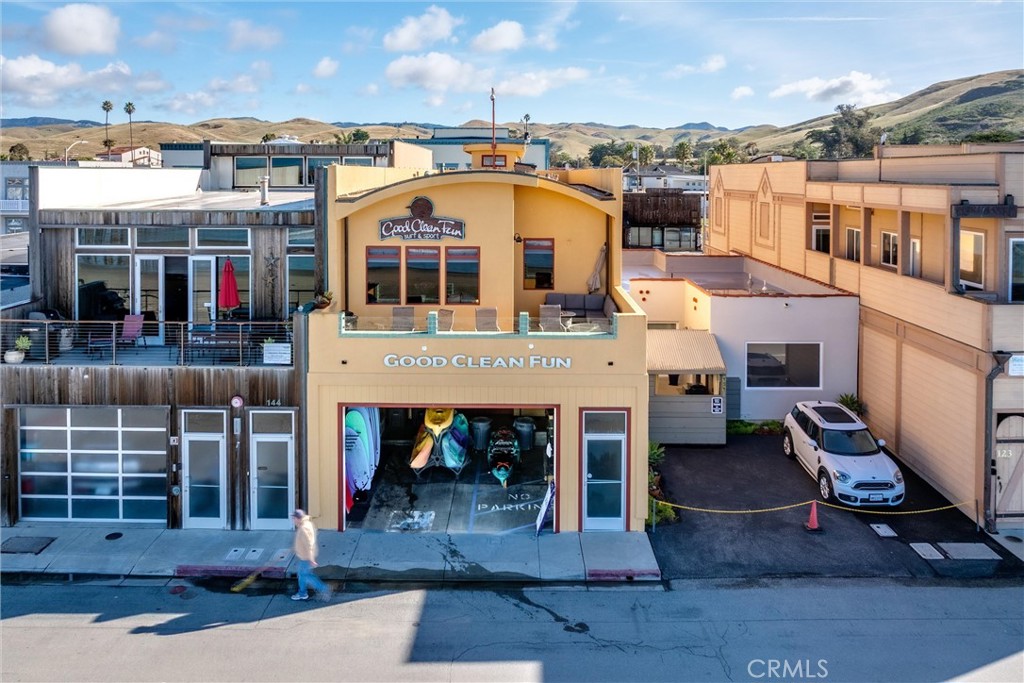 136 Ocean Front, Cayucos, CA 93430