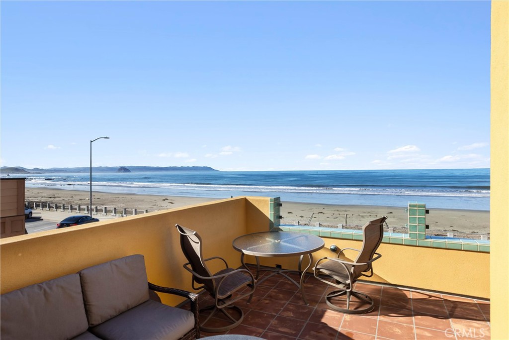 136 Ocean Front, Cayucos, CA 93430
