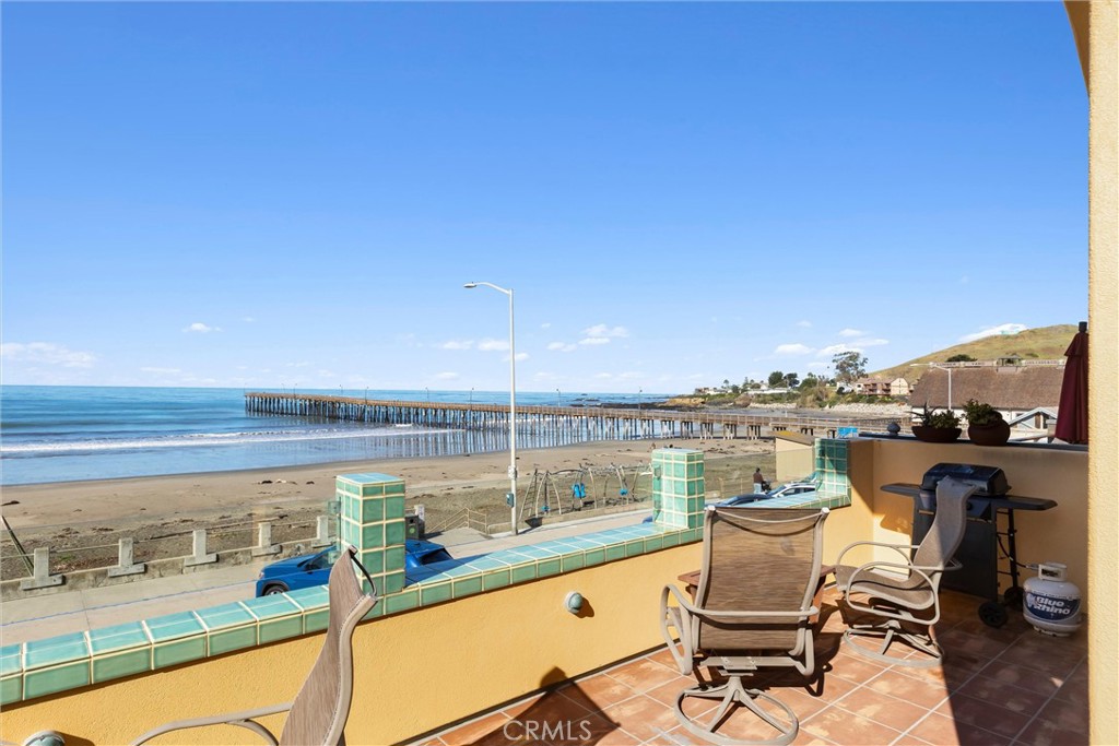 136 Ocean Front, Cayucos, CA 93430