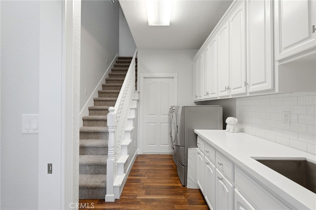 5036 Lakewood, Visalia, CA 93291