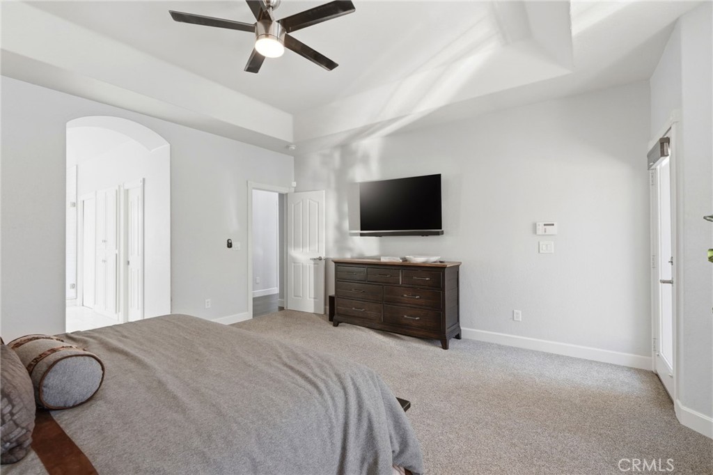 5036 Lakewood, Visalia, CA 93291