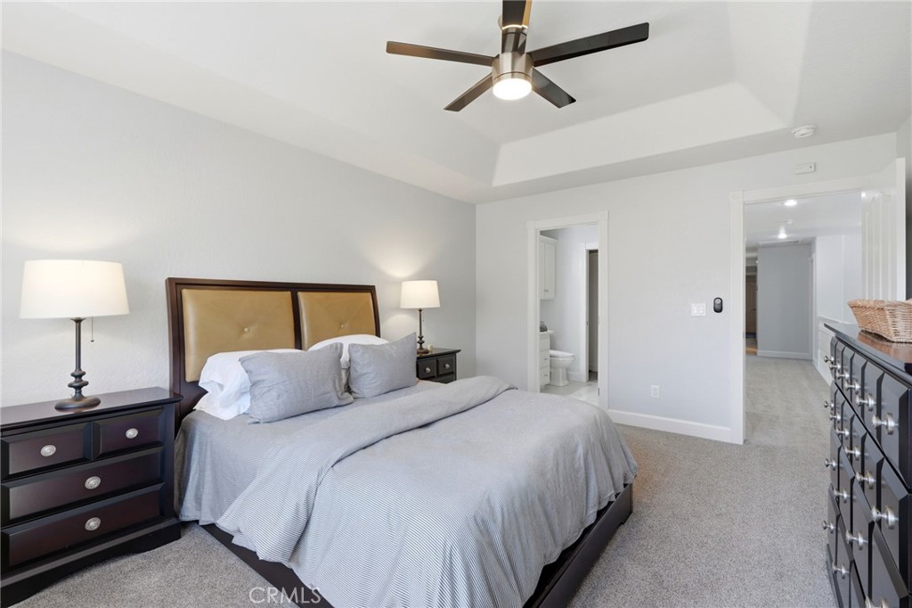 5036 Lakewood, Visalia, CA 93291