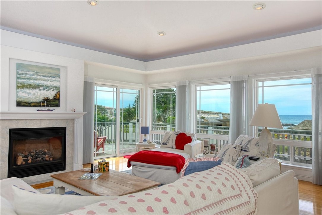 4824 Windsor Blvd, Cambria, CA 93428